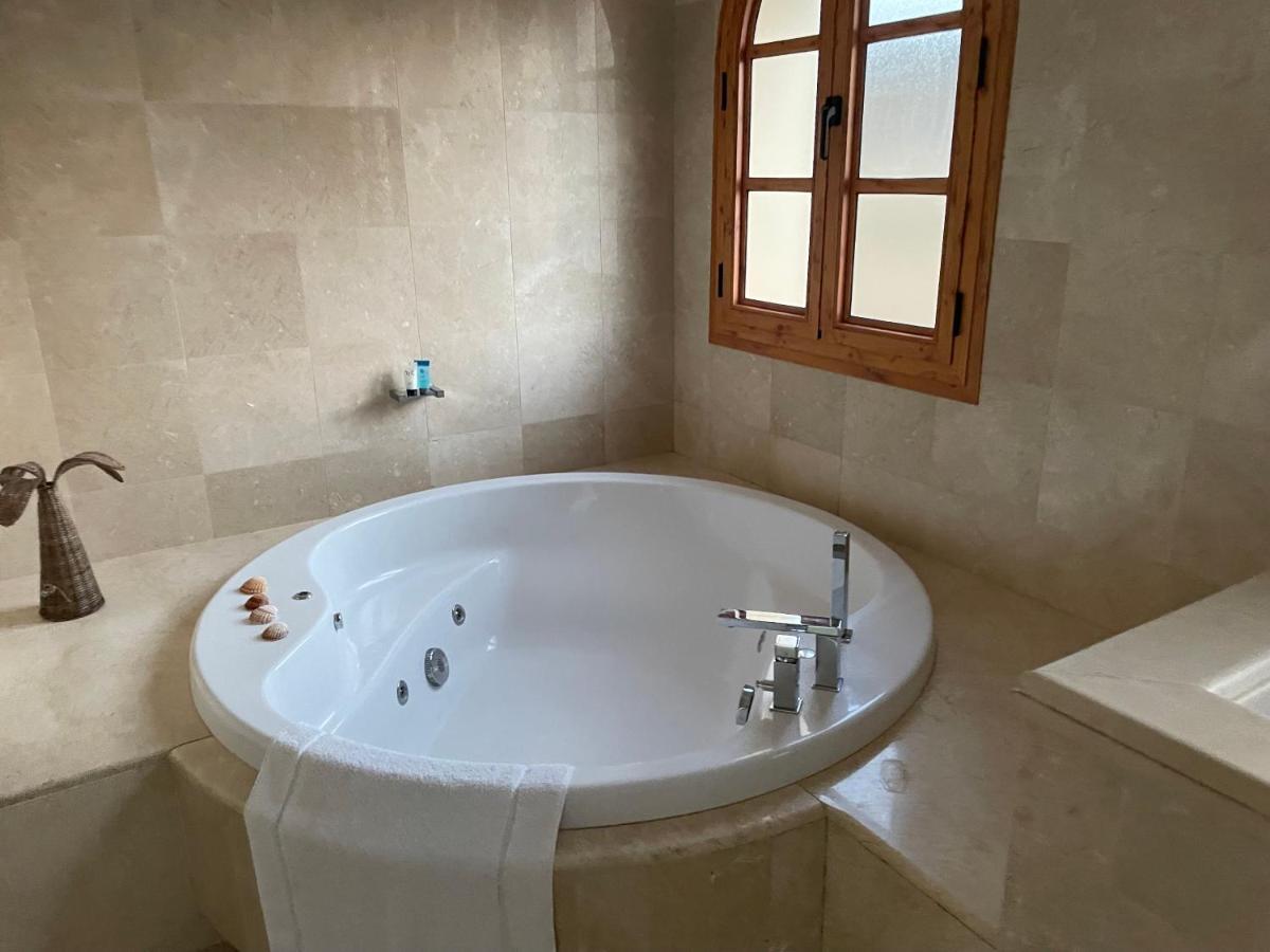 Villa Cana San Roque  Kültér fotó
